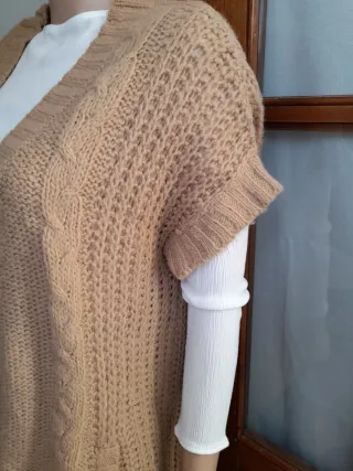 Chaleco punto largo calado talla 48