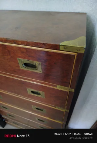 Cajonera estilo campaña madera y metal