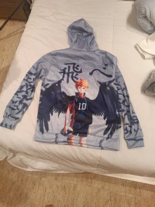 Sudadera con estampado anime