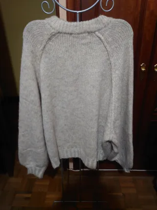 Jersey Pull&Bear beige punto