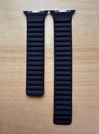 Apple Watch 46mm. Blackberry Magnetic Link M/L