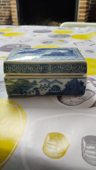 Caja porcelana china paisaje azul y blanco