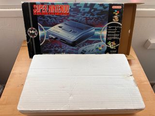 Super Nintendo Completa en Caja + Juego