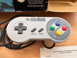 Super Nintendo Completa en Caja + Juego