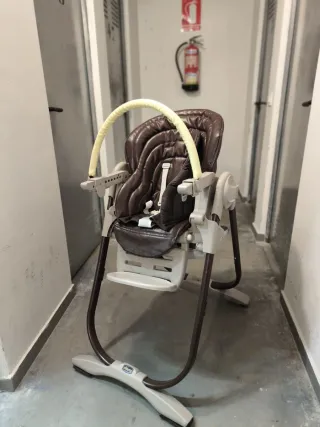 Trona Chicco Marrón