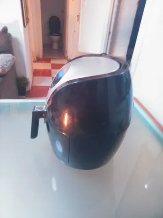 Freidora de aire negra