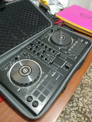 Controlador DJ Pioneer DDJ-RB