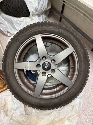 Llantas Audi y Neumáticos Invierno Goodyear