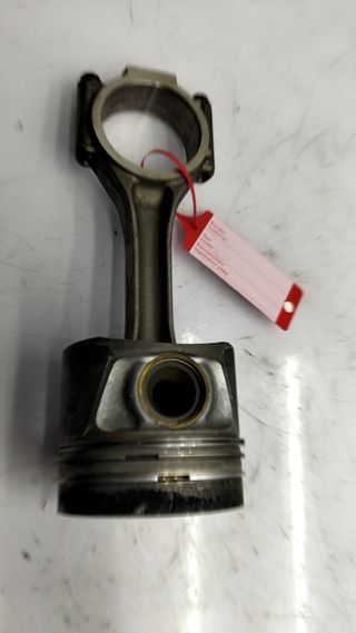 BIELA SEAT EXEO BERLINA (3R2) (3)