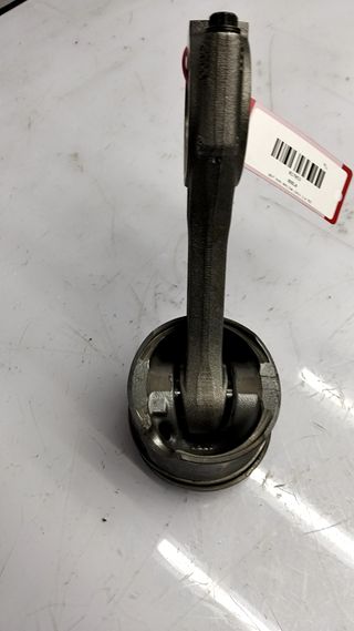 BIELA SEAT EXEO BERLINA (3R2) (4)