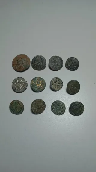 Lote de 12 botones antiguos