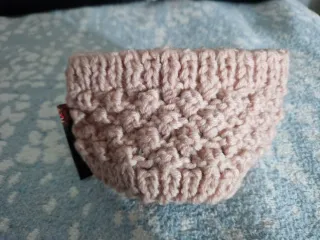 Diadema de punto rosa con lazo