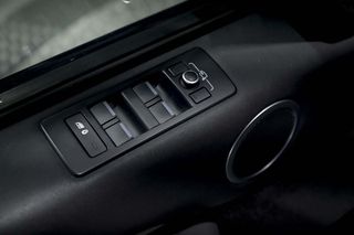 Land-Rover Discovery 2.0 I4 SD4 177kW (240CV) SE Auto