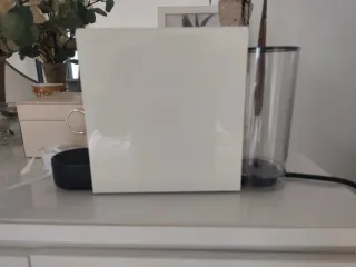 Cafetera Nespresso Essenza Mini Krups