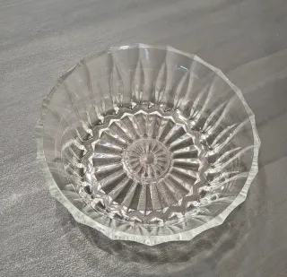 Ciotola centrotavola in vetro trasparente