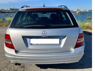 Mercedes-Benz C 200 2012
