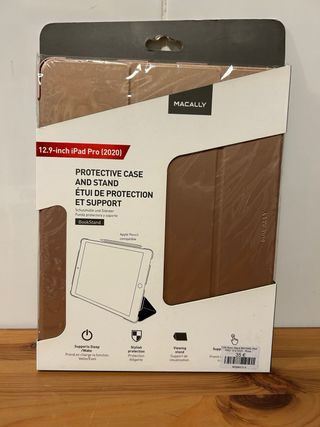 Lotto 100 accessori Apple e tecnologia PVP 3.200€