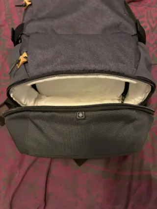 Mochila Quechua Forclaz 30L Gris