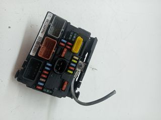 CAJA RELES / FUSIBLES PEUGEOT 207