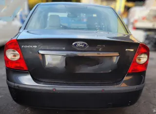 Ford Focus Sedán Guía