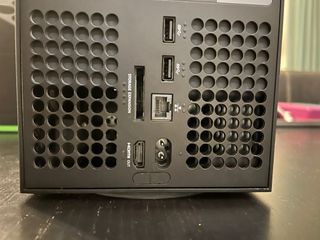 Xbox Series X 1TB + Cuffie Corsair HS