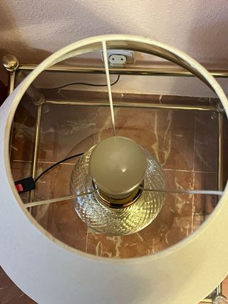 Lámpara de mesa cristal y metal dorada