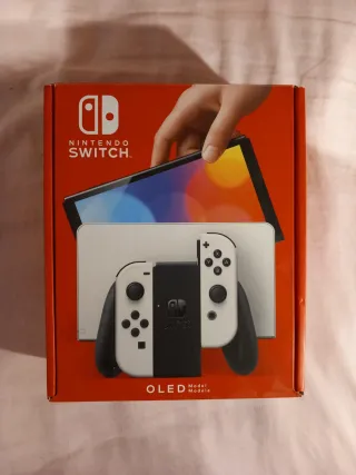Nintendo Switch OLED Bianca e Nera