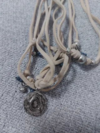 Conjunto de collar y pendientes Dayaday