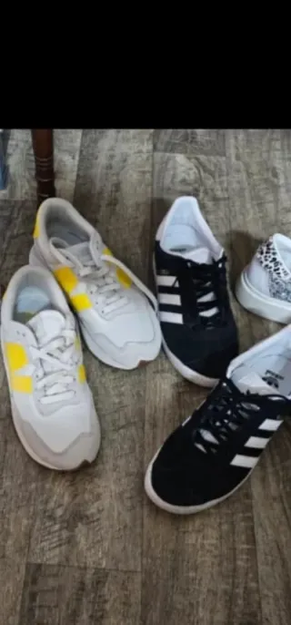 Zapatillas Adidas Blancas y Amarillas