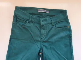 Pantalón de mujer Massimo Dutti, modelo skinny fit