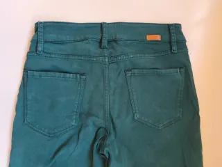 Pantalón de mujer Massimo Dutti, modelo skinny fit