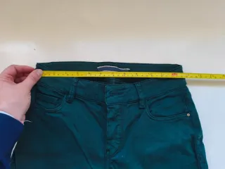 Pantalón de mujer Massimo Dutti, modelo skinny fit