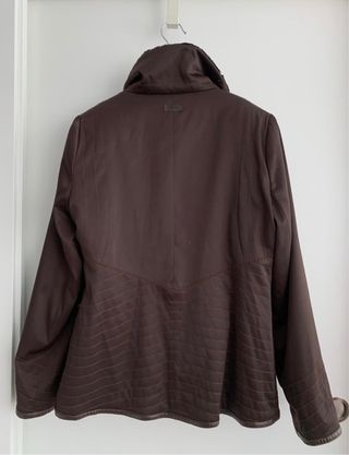 Chaqueta reversible marrón pelo impermeable