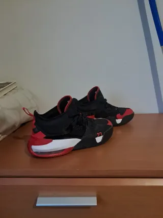 Jordan Stay Loyal 2 precio original eran 120€