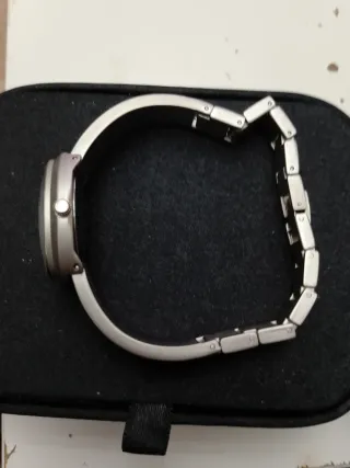 In vendita lotto di 3 orologi da donna al quarzo