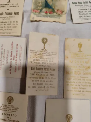 Antiguas estampas y recordatorios de Comunión