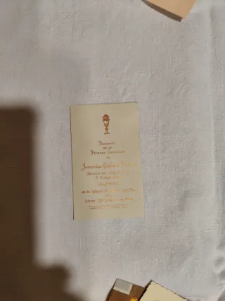 Antiguas estampas y recordatorios de Comunión