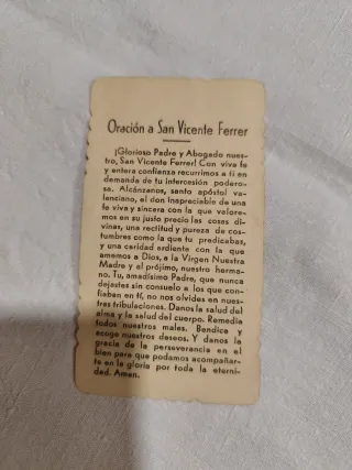 Antiguas estampas y recordatorios de Comunión