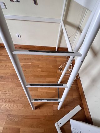 Litera Ikea Gris y Blanca