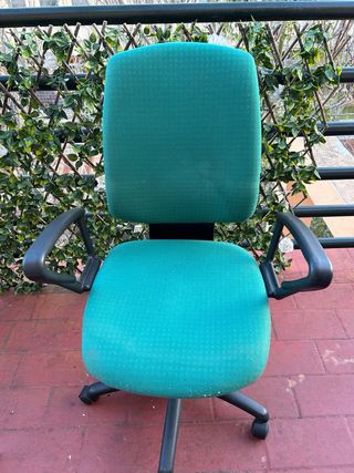 Silla de oficina verde
