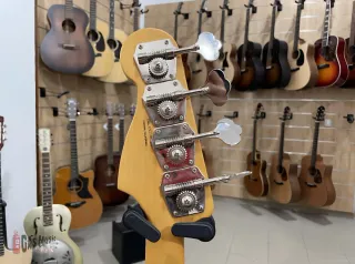 Fender American Pro II Precision Bass