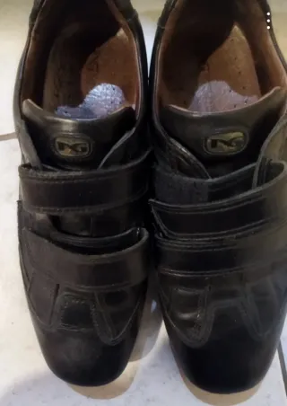 Scarpe uomo nere con velcro