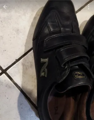 Scarpe uomo nere con velcro