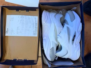 Zapatillas Dior Blancas y Grises