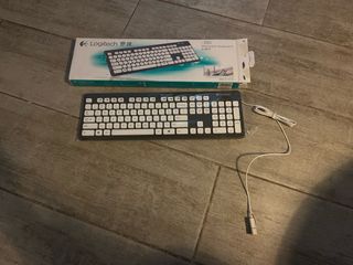 Teclado Logitech K310 Lavable