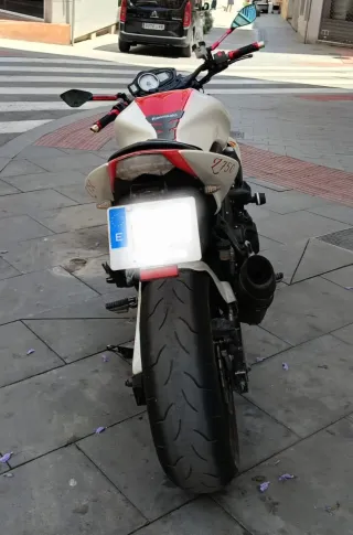 Kawasaki Z750 Naked  Manual