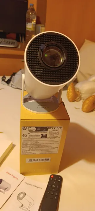 Proyector LED ULTRA HD HY300