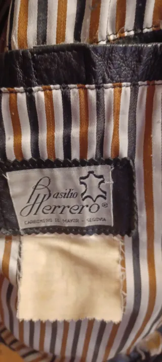 Cazadora Cuero Vintage Negra