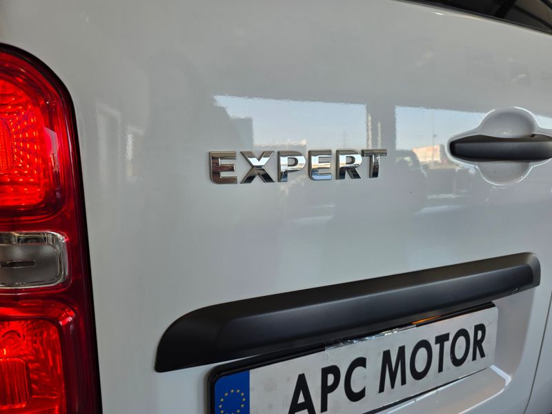 Peugeot Expert 2022, foto 21
