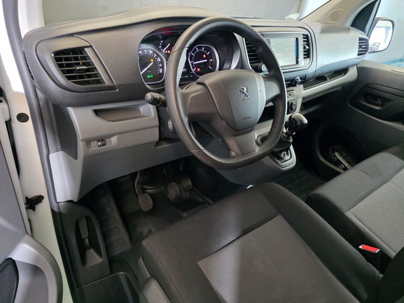 Peugeot Expert 2022, foto 33